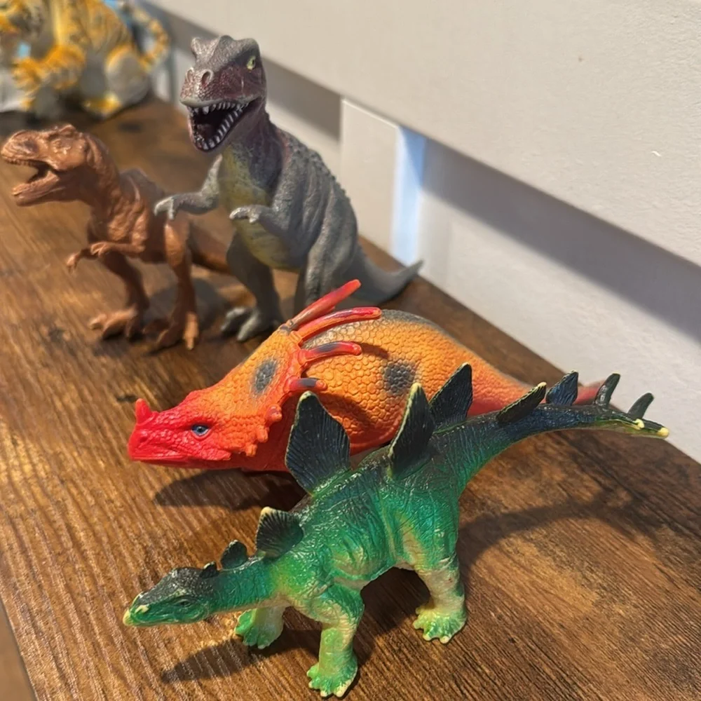 Plastic Dino Lot